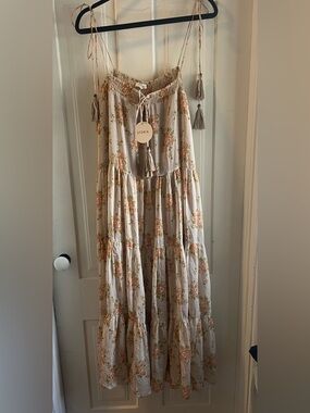 Storia Beige Maxi Dress with Floral Print